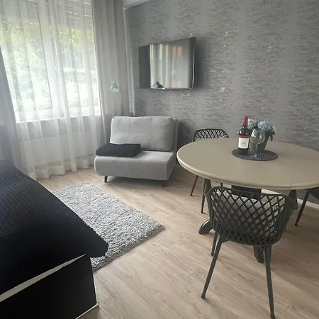 Alpha Hotel *