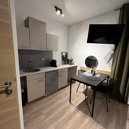 Hotel Alpha *