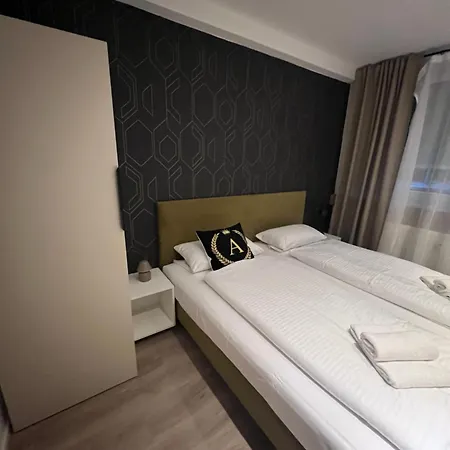 Otel Alpha *
